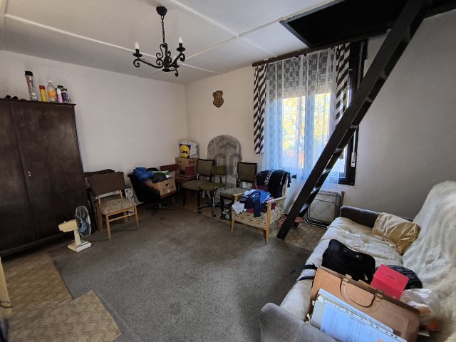 Eladó családi ház, Mogyoródon 38 M Ft, 3 szobás