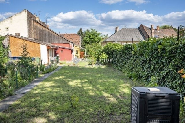 Eladó családi ház, Budapesten, XV. kerületben 49.9 M Ft
