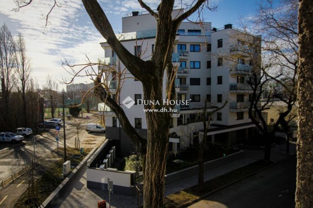 Eladó téglalakás, Budapesten, XIII. kerületben 28 M Ft, 1 szobás