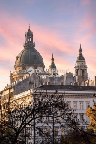 Eladó téglalakás, Budapesten, VI. kerületben 279 M Ft, 3 szobás