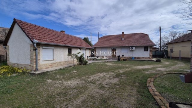 Eladó családi ház, Jakabszálláson 34.9 M Ft, 3 szobás