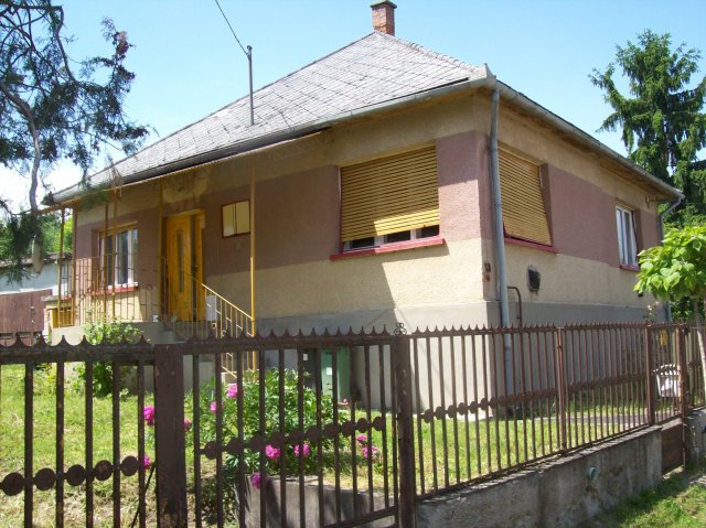 Eladó családi ház, Tolcsván 17.9 M Ft, 2+1 szobás