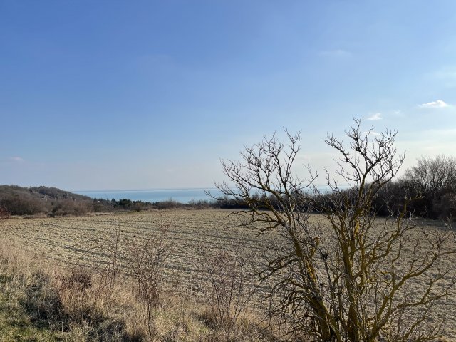 Eladó telek, Balatonkenesén 206.112 M Ft / költözzbe.hu