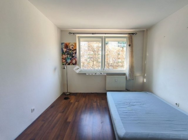 Eladó panellakás, Budapesten, X. kerületben 62.9 M Ft, 2+1 szobás