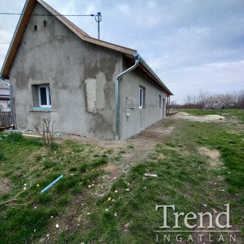 Eladó családi ház, Perkátán 23.9 M Ft, 2 szobás