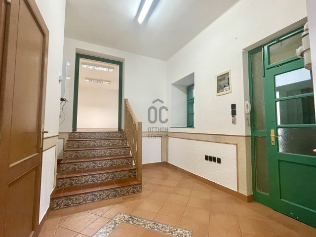 Kiadó ipari ingatlan, Sopronban 239 E Ft / hó