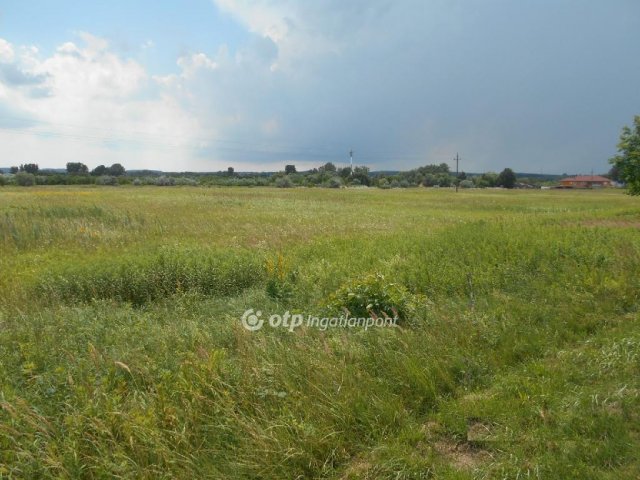 Eladó ipari ingatlan, Balatonkeresztúron 199 M Ft