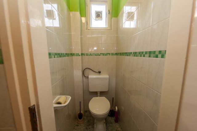 Eladó családi ház, Ikladon 84.9 M Ft, 6 szobás