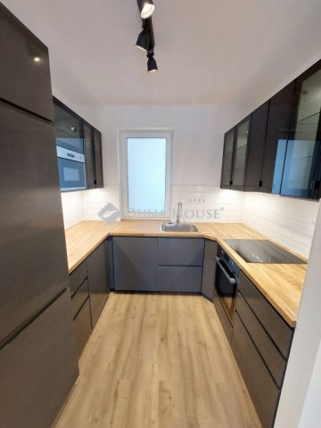Kiadó téglalakás, albérlet, Tatán 340 E Ft / hó, 3 szobás