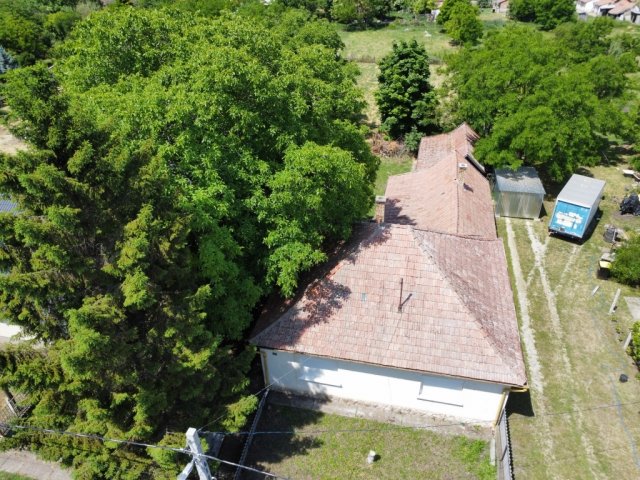 Eladó családi ház, Jásziványon 8.9 M Ft, 4 szobás