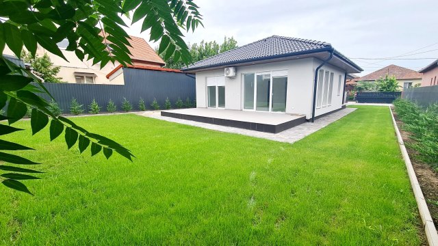 Eladó családi ház, Dunaharasztin 135 M Ft, 5 szobás