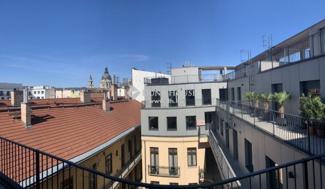 Eladó téglalakás, Budapesten, VI. kerületben 501.5 M Ft