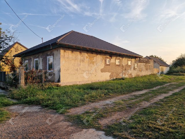 Eladó családi ház, Nagyigmándon 35 M Ft, 4 szobás