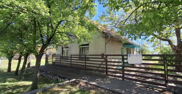 Eladó családi ház, Tápiógyörgyén 16.9 M Ft, 2 szobás