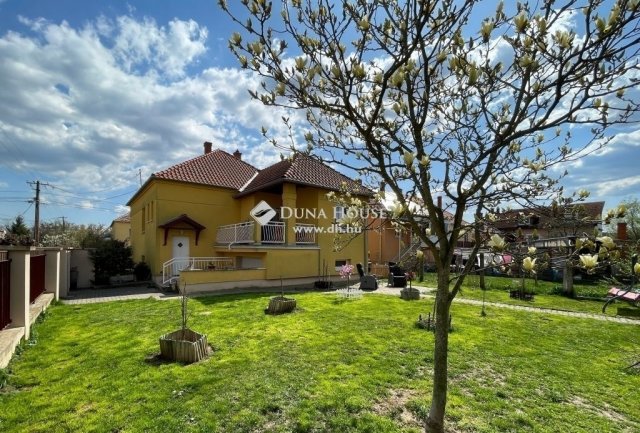 Eladó családi ház, Szombathelyen 89.9 M Ft, 5 szobás