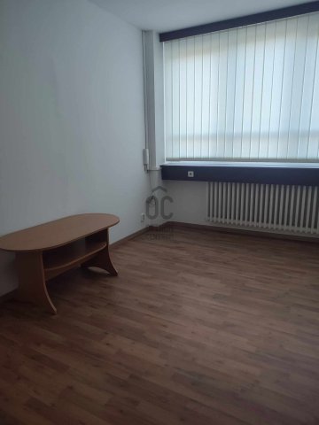 Kiadó iroda, Budapesten, III. kerületben 170 E Ft / hó