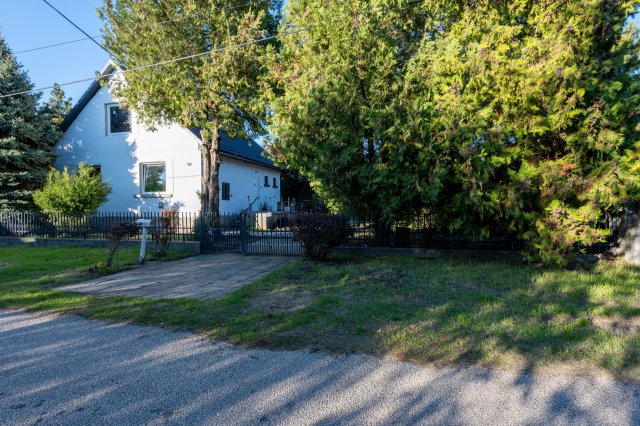Eladó családi ház, Velencén 81.5 M Ft, 3 szobás