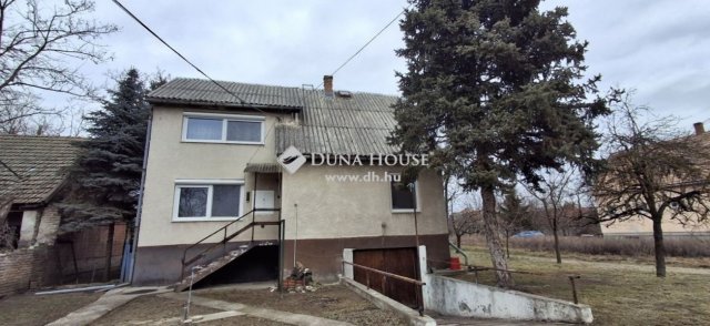 Eladó családi ház, Dömsödön 49 M Ft, 5 szobás