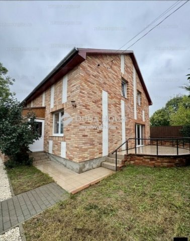 Eladó családi ház, Zsámbékon 179 M Ft, 1 szobás