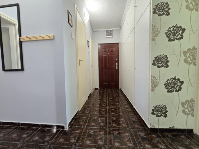 Eladó téglalakás, Dombóváron 29 M Ft, 3 szobás