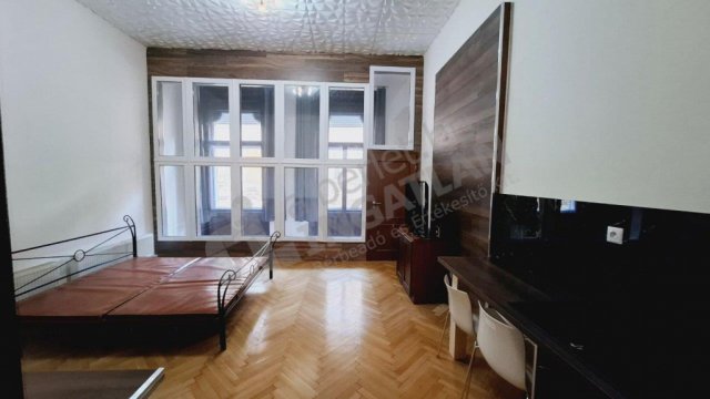 Kiadó téglalakás, albérlet, Budapesten, VIII. kerületben