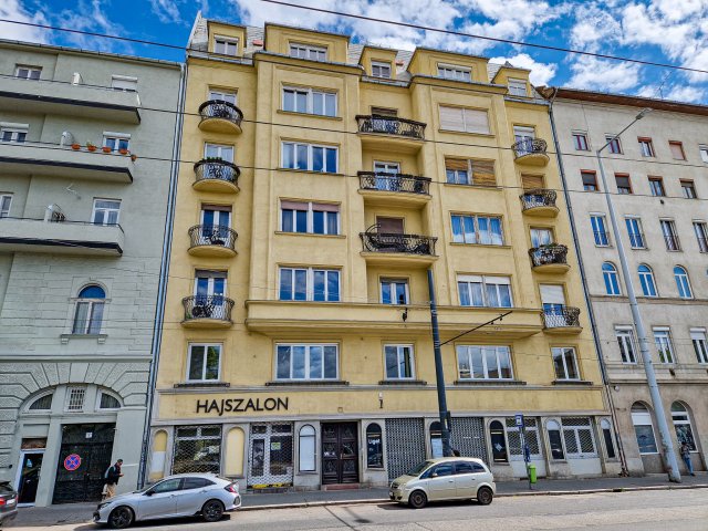 Eladó téglalakás, Budapesten, XIV. kerületben 95 M Ft, 4 szobás