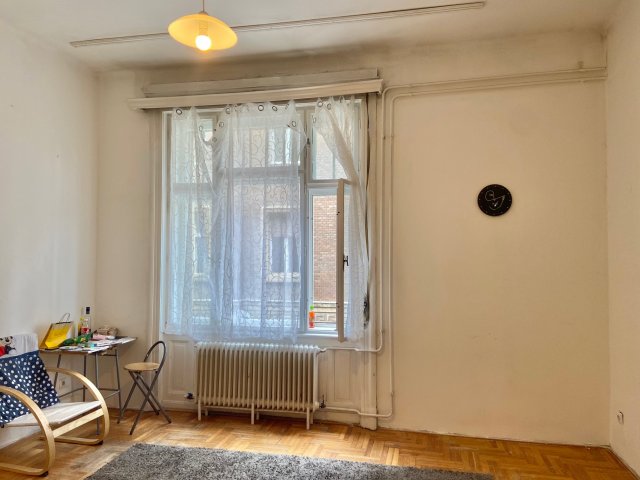 Eladó téglalakás, Budapesten, VIII. kerületben 61.9 M Ft