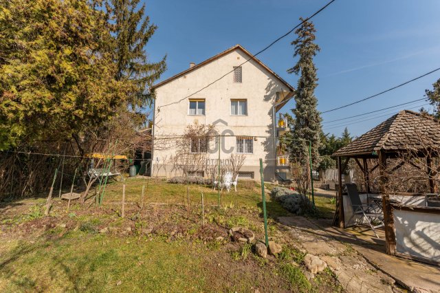 Eladó ikerház, Budapesten, II. kerületben 278 M Ft, 5 szobás