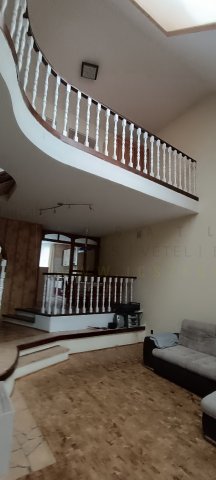 Eladó ikerház, Szegeden 154 M Ft, 4+1 szobás