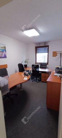 Kiadó iroda, Győrött 270 E Ft / hó, 3 szobás