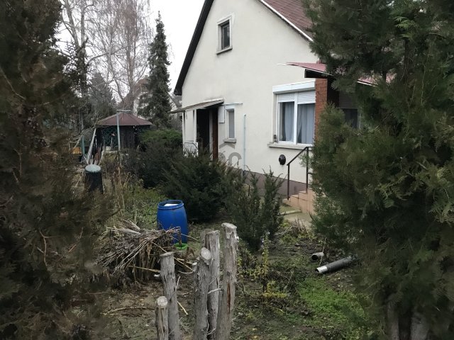 Eladó családi ház, Tápiószentmártonon 21.5 M Ft, 3 szobás