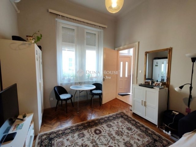 Eladó téglalakás, Budapesten, VIII. kerületben 49.9 M Ft