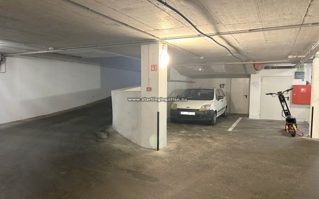 Eladó garázs, Budapesten, VII. kerületben 5 M Ft
