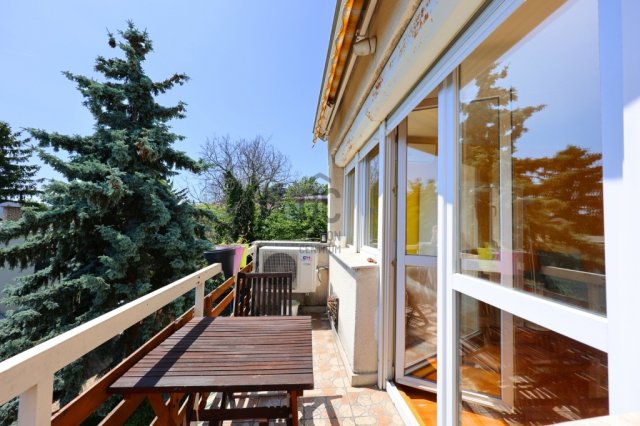 Eladó téglalakás, Budapesten, XI. kerületben 59.9 M Ft, 1 szobás