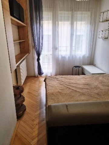 Kiadó téglalakás, albérlet, Pécsett 200 E Ft / hó, 2 szobás