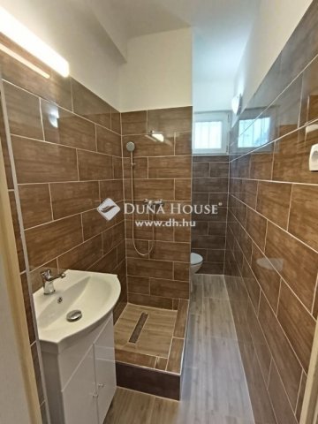 Eladó téglalakás, Budapesten, XI. kerületben 44.99 M Ft