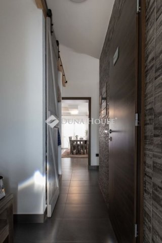 Eladó családi ház, Mosonmagyaróváron 115.9 M Ft, 5 szobás
