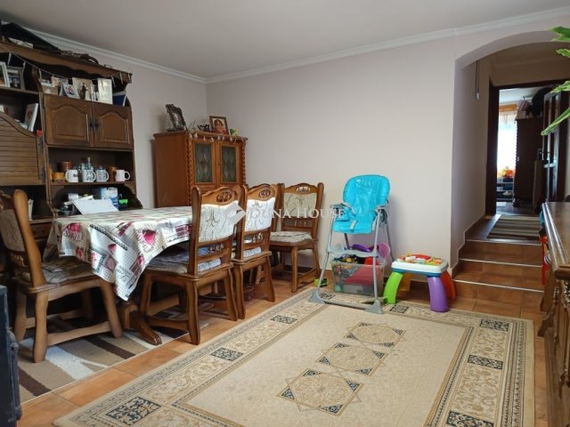 Eladó családi ház, Cegléden 29.9 M Ft, 3 szobás