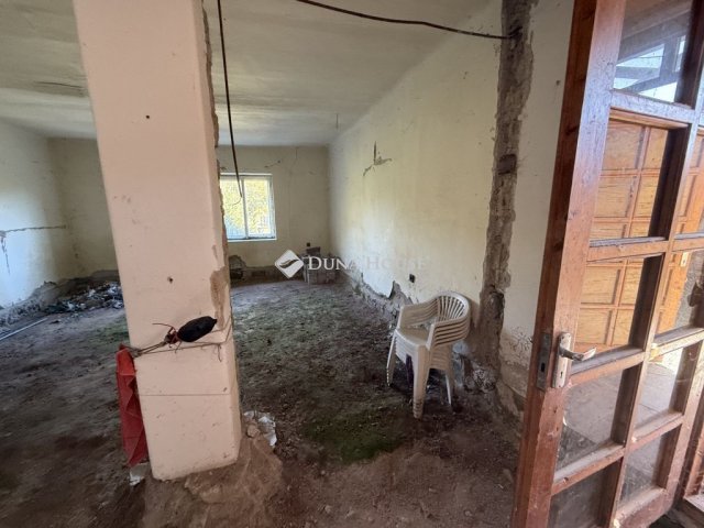 Eladó családi ház, Tokajban 35 M Ft, 1 szobás