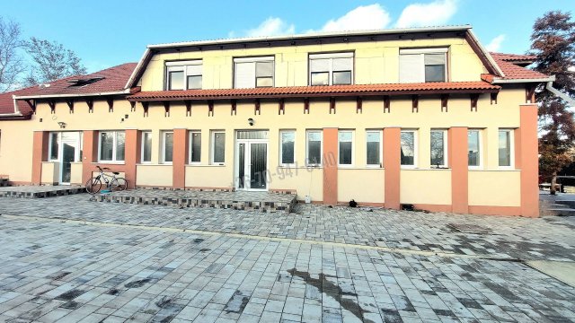 Eladó téglalakás, Berettyóújfaluban 55 M Ft, 3 szobás