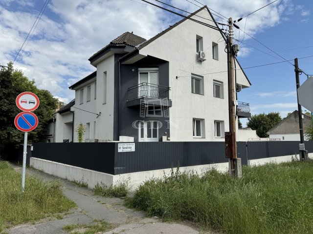 Eladó téglalakás, Budapesten, XXI. kerületben 36 M Ft, 1 szobás