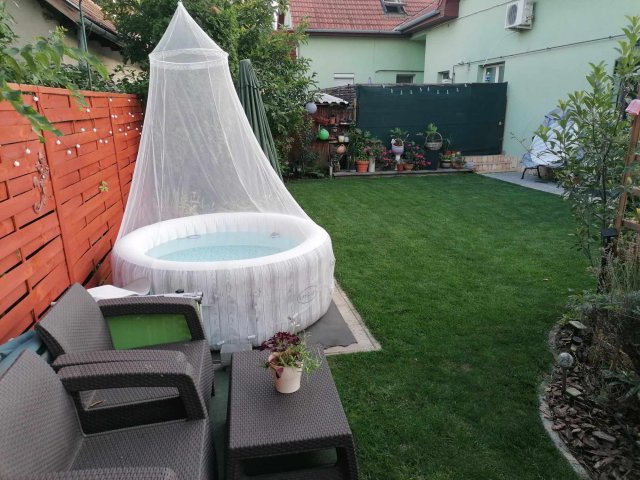 Eladó családi ház, Vecsésen 75 M Ft, 3 szobás