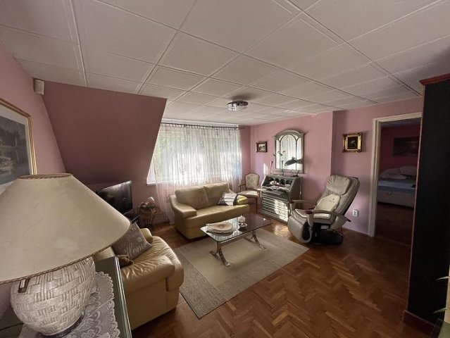 Eladó családi ház, Budapesten, IV. kerületben 127 M Ft, 5 szobás
