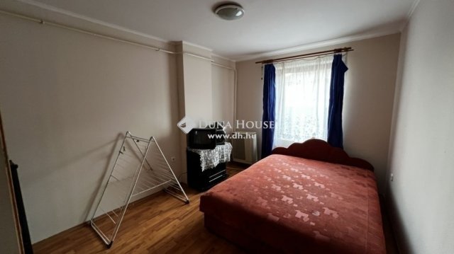 Eladó családi ház, Gödöllőn 59.9 M Ft, 3 szobás