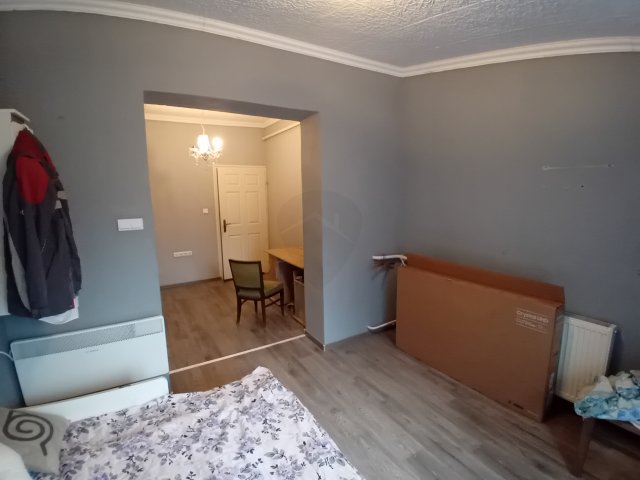 Eladó családi ház, Versegen 31.99 M Ft, 3 szobás