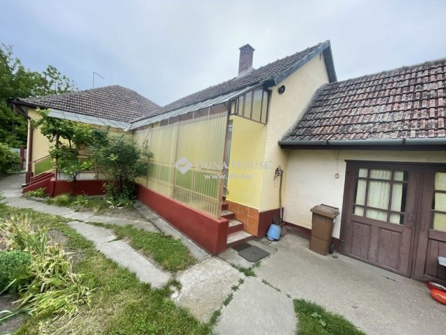 Eladó családi ház, Tóalmáson 34 M Ft, 3+1 szobás