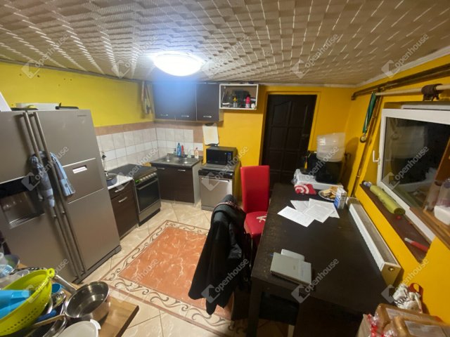 Eladó családi ház, Vitnyéden 39.9 M Ft, 4 szobás