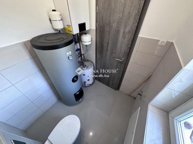 Eladó családi ház, Hernádon 83 M Ft, 5 szobás