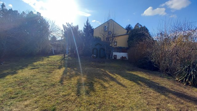 Eladó családi ház, Székesfehérvárott 239 M Ft, 7 szobás