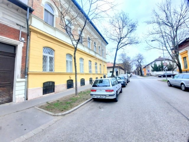 Eladó téglalakás, Budapesten, X. kerületben, Bánya utcában